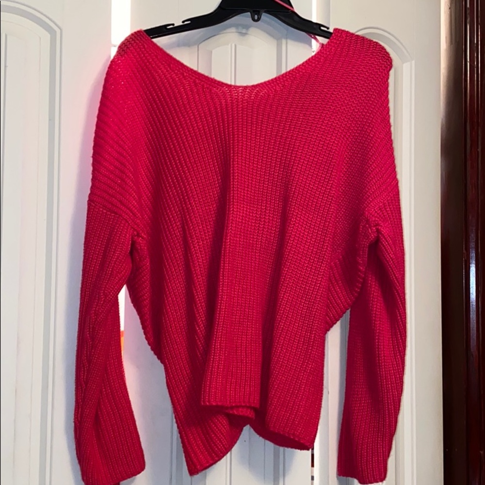 Reversible Hot pink chunky sweater with twist
